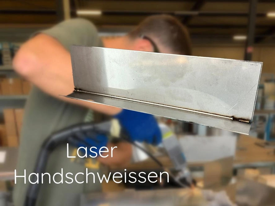 Handgeführtes Faserlaser-Schweissgerät LASER HR 1,5 kW